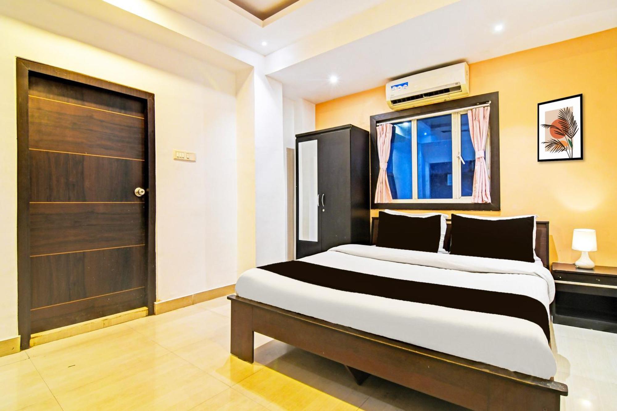 Super Hotel O Baguiati Nager Bazaar Buitenkant foto