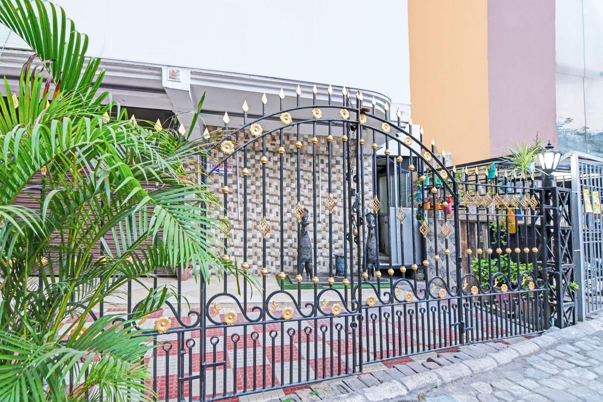 Super Hotel O Baguiati Nager Bazaar Buitenkant foto
